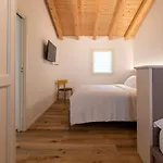 Borgo Stalis Resort *
